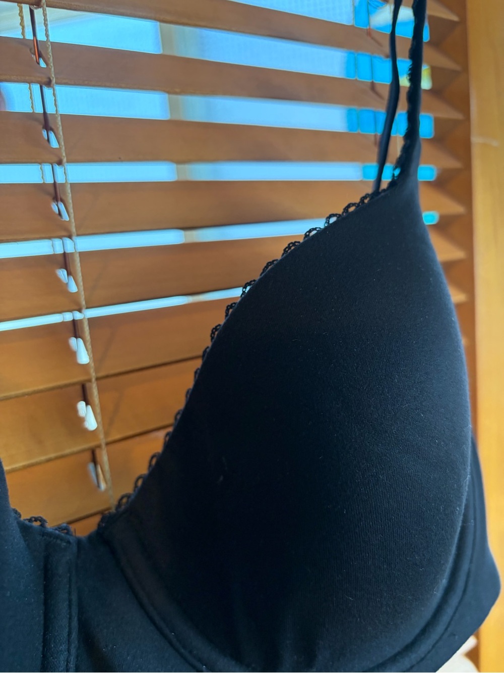 Victoria's Secret Black Lightly Lined Underwire T-Shirt Bra 34D Lingerie sexy - Picture 4 of 5